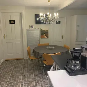 Skovbakkegaardens Bed & Bath - Vaerelser Med Eget Bad , Aalborg Danmark
